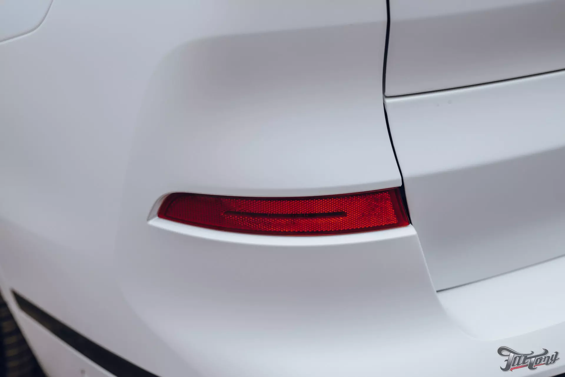 BMW X7. Оклейка в матовый полиуретан. Детейлинг
